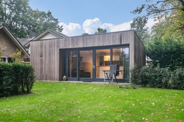 Mancave plaatsen in de tuin